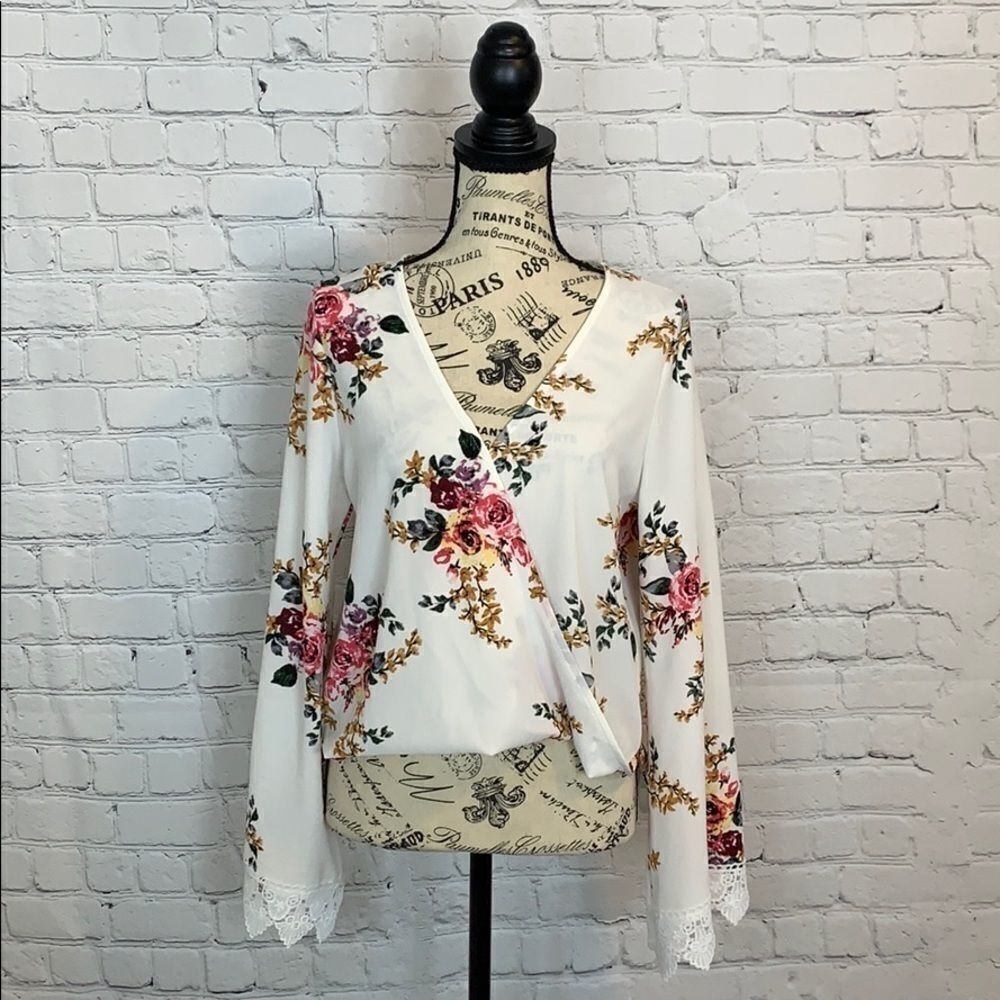 Fantastic Fawn / Blouse / Size Medium